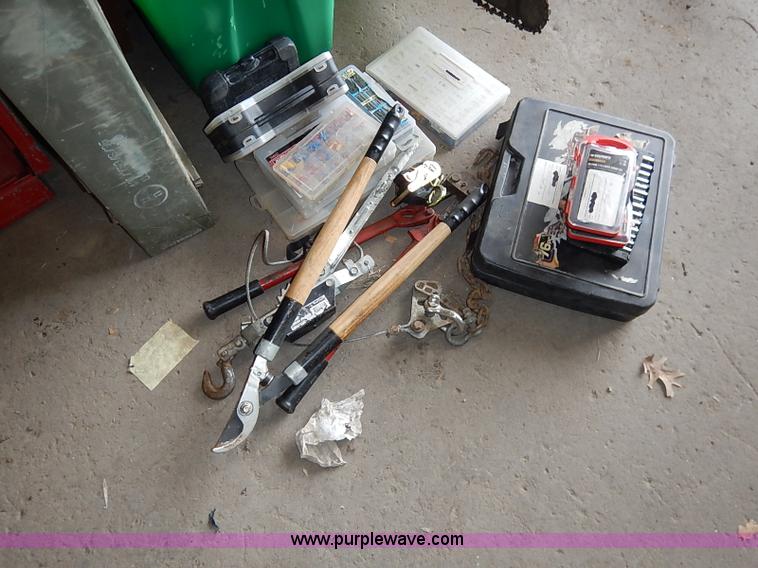 image for item BC9804 Assorted tools
