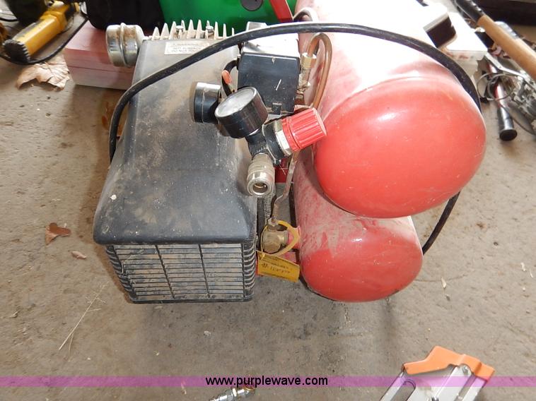 image for item BC9806 Assorted tools