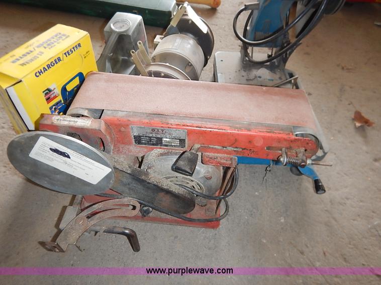 image for item BC9808 Assorted tools