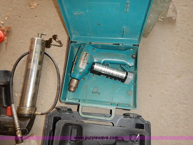 image for item BC9810 (13) assorted battery tools