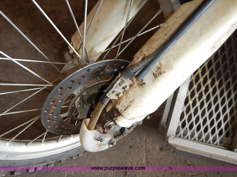 image for item BC9813 2002 Suzuki SRM dirt bike