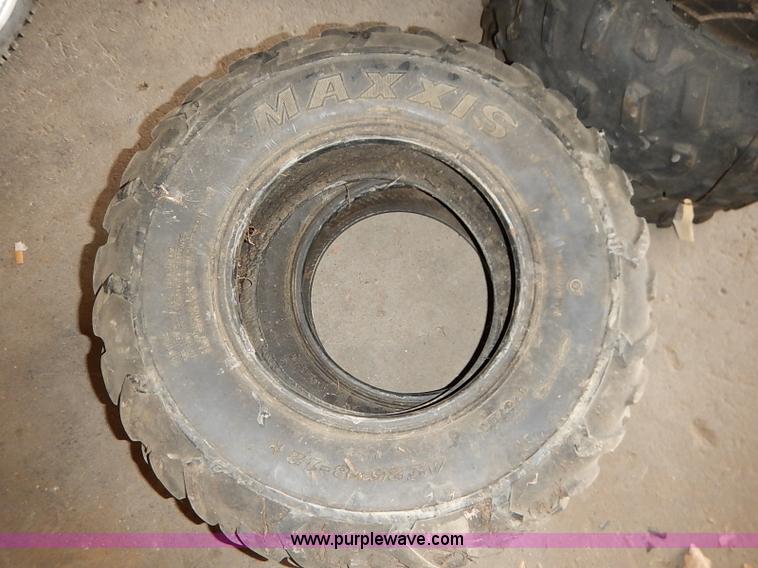 image for item BC9814 (5) used tires