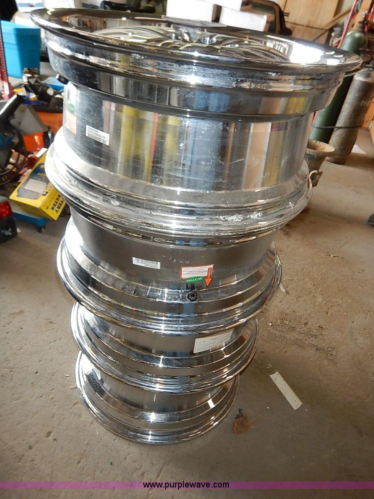 image for item BC9815 (4) Devino custom wheels