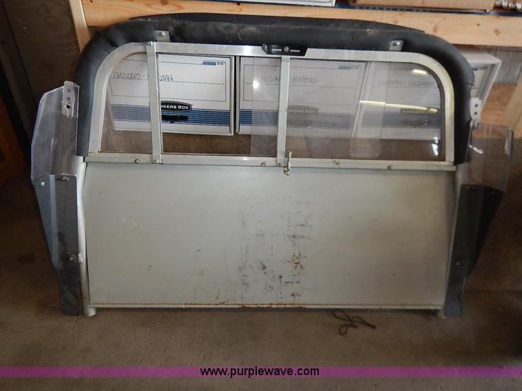 image for item BC9817 Crown Victoria cage divider