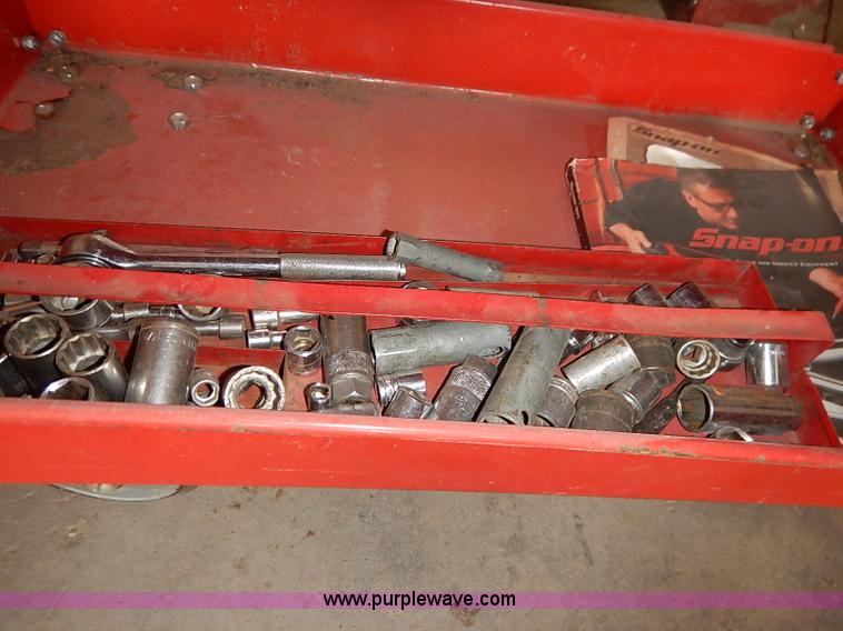 image for item BC9820 Assorted tools and equipment