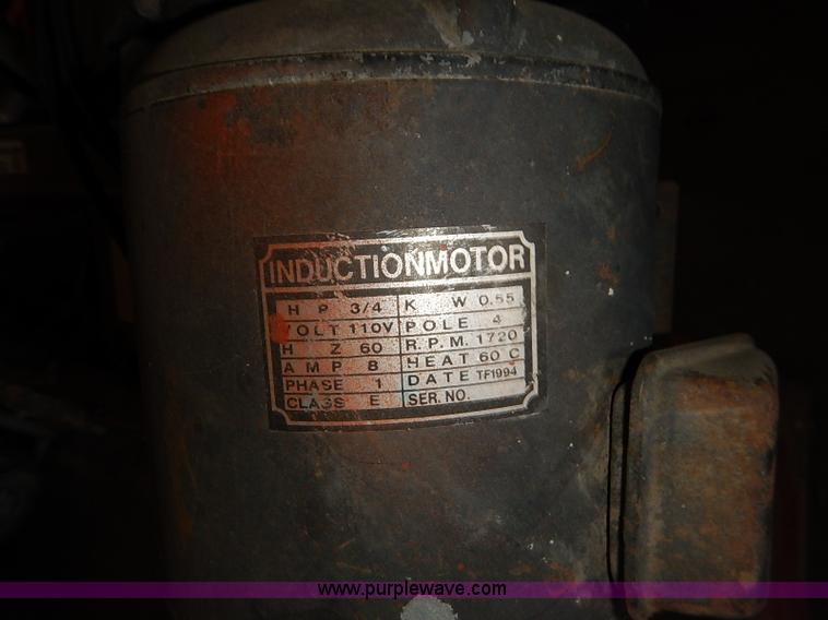 image for item BC9822 Amrox metal cutting band saw