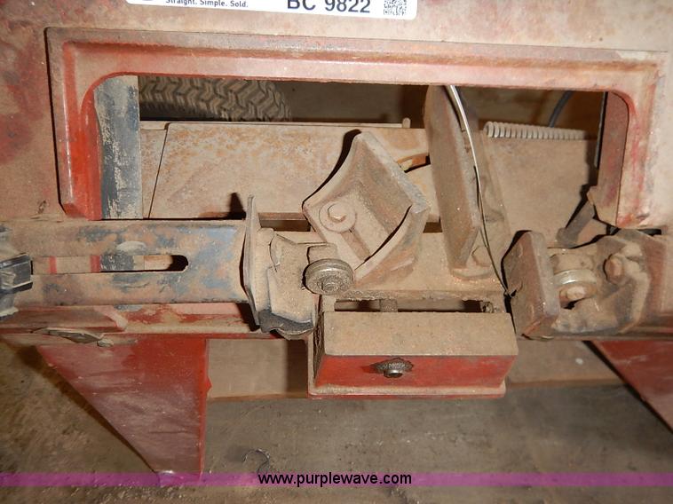 image for item BC9822 Amrox metal cutting band saw