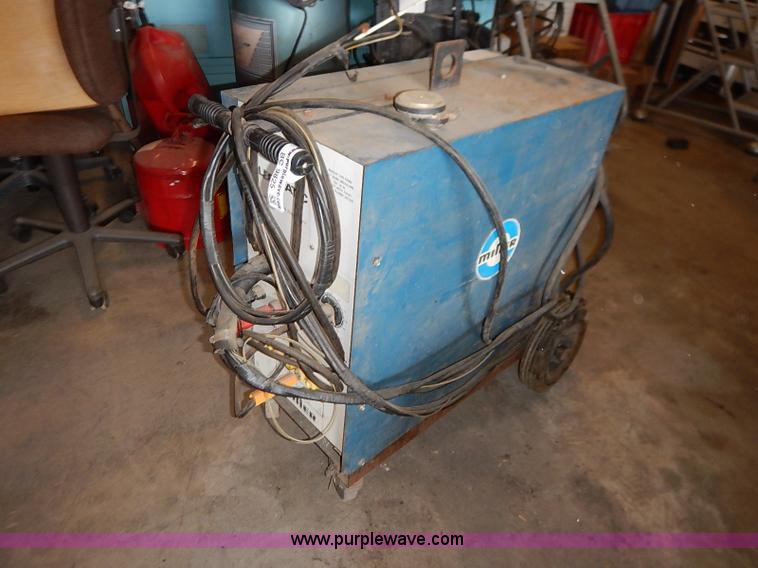 image for item BC9825 Millermatic 35 arc welder
