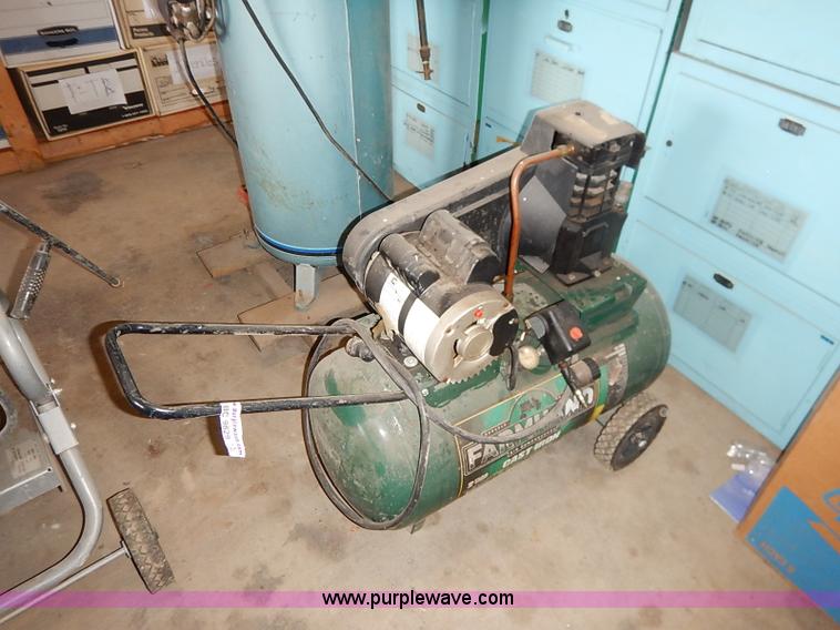 image for item BC9829 Farm Hand 20 gallon air compressor