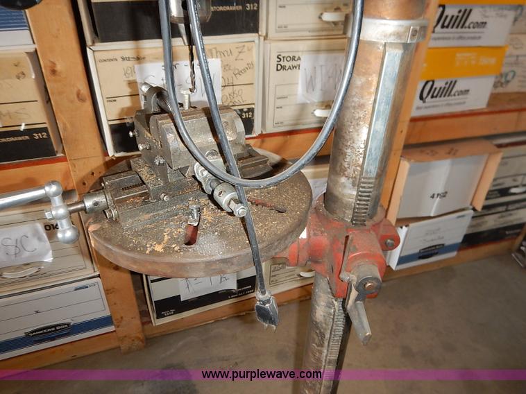 image for item BC9831 Heavy duty 16 speed drill press with vise