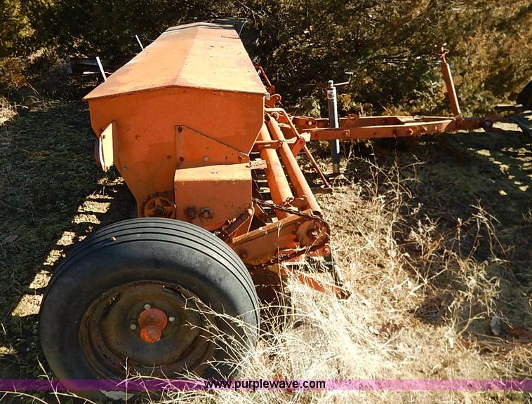image for item BC9855 Allis Chalmers planter