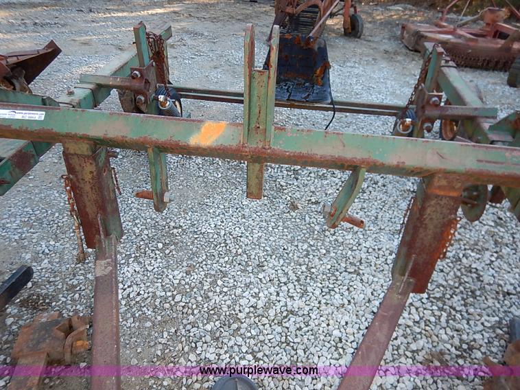 image for item BC9864 Two row plow