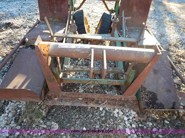 image for item BC9866 New Idea 550 two person planter