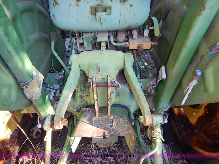 image for item BC9874 John Deere 950 tractor