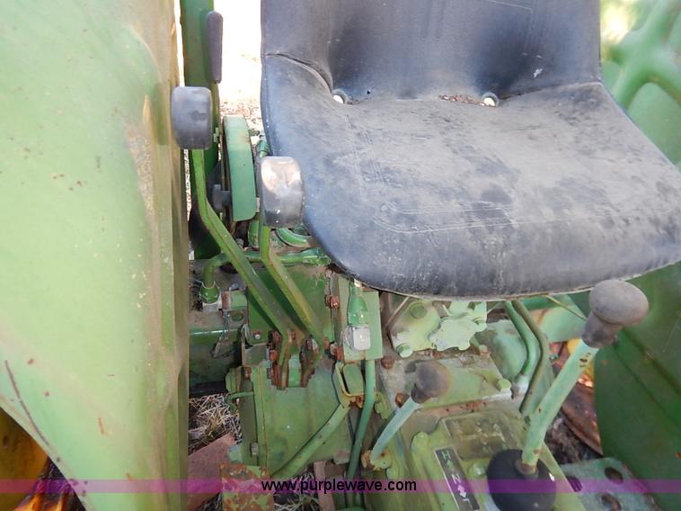 image for item BC9874 John Deere 950 tractor