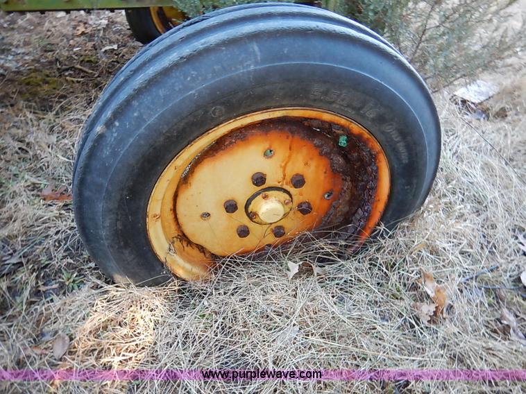 image for item BC9874 John Deere 950 tractor