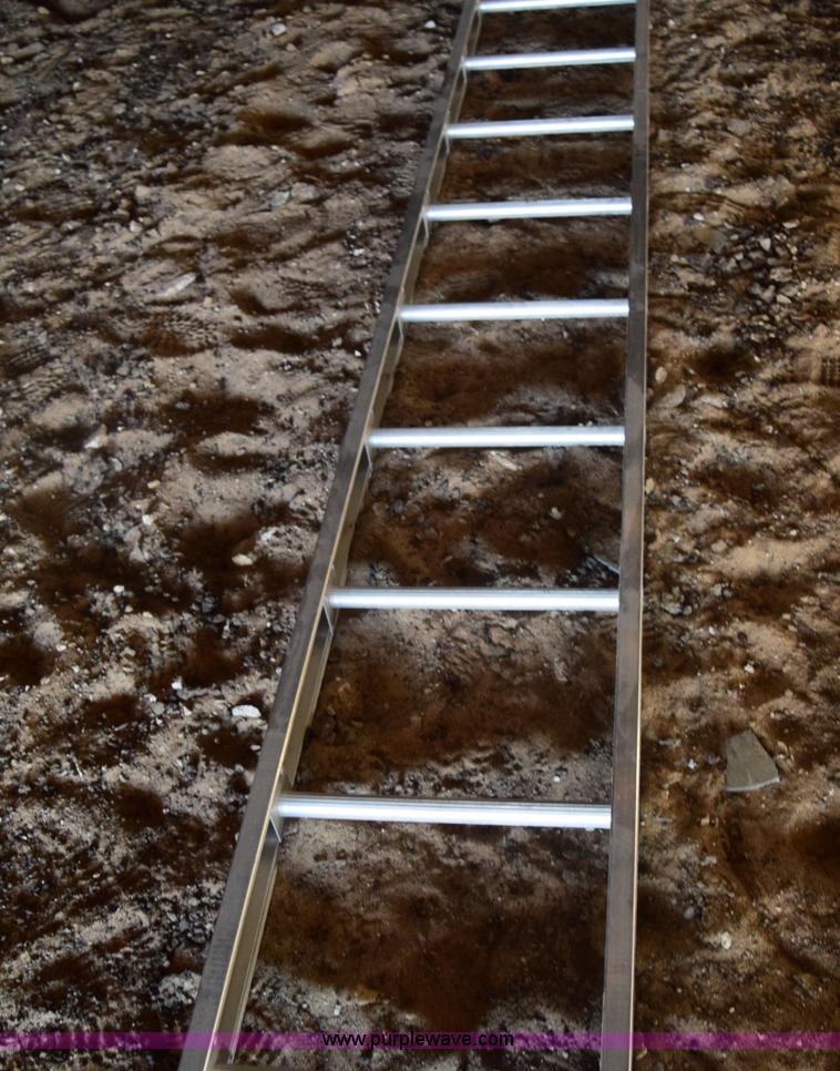 image for item BP9939 20' aluminum roof ladder