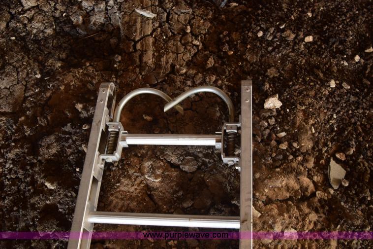 image for item BP9939 20' aluminum roof ladder