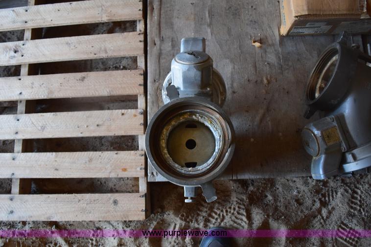 image for item BP9949 (2) Harrington piston valves