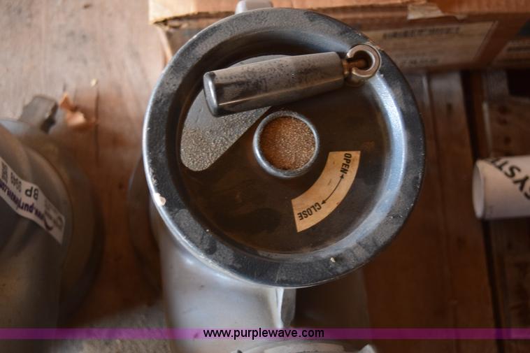 image for item BP9949 (2) Harrington piston valves