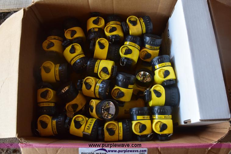 image for item BP9951 (26) Streamlight Survivor rechargeable flashlights