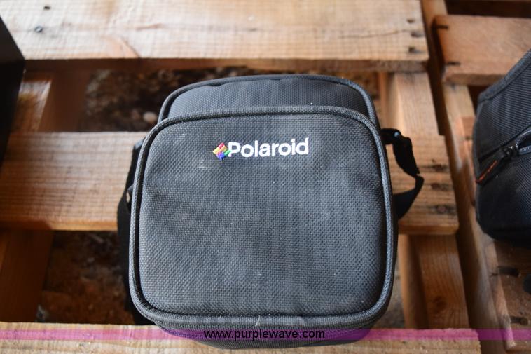 image for item BP9953 Assorted electronics