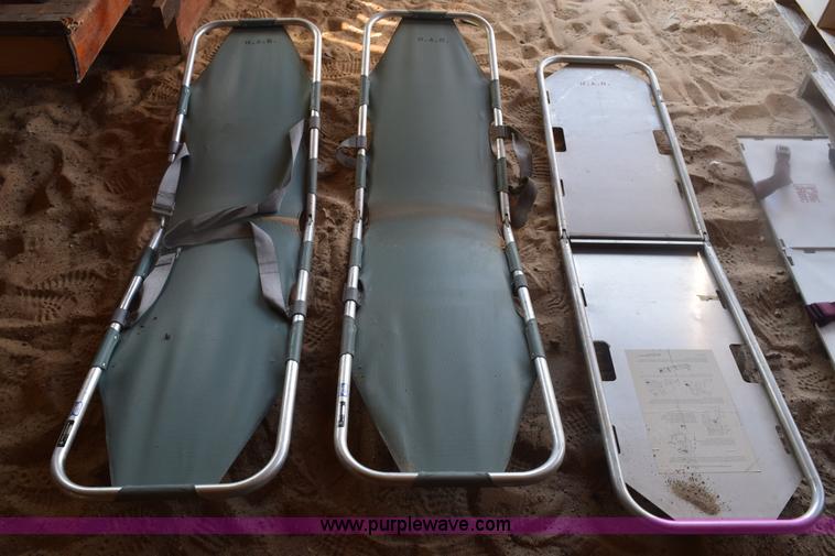 image for item BP9955 Assorted emergency medical equipment