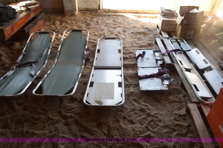 image for item BP9955 Assorted emergency medical equipment