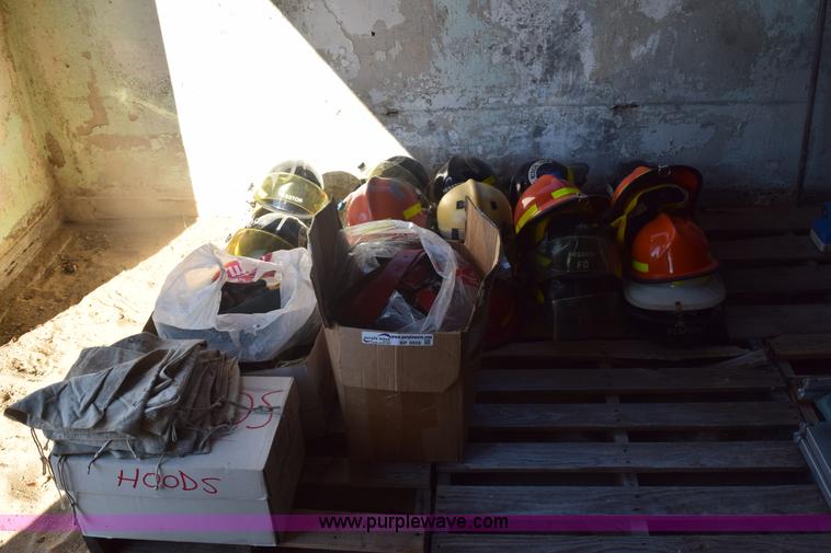 image for item BP9956 Assorted fire protection gear