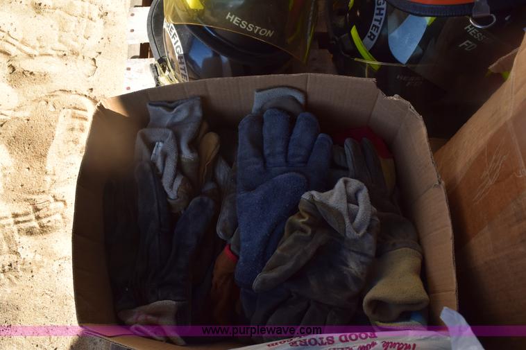 image for item BP9956 Assorted fire protection gear