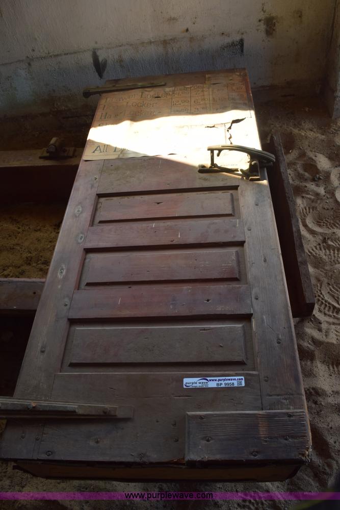 image for item BP9958 Freezer door and frame