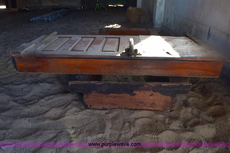 image for item BP9958 Freezer door and frame