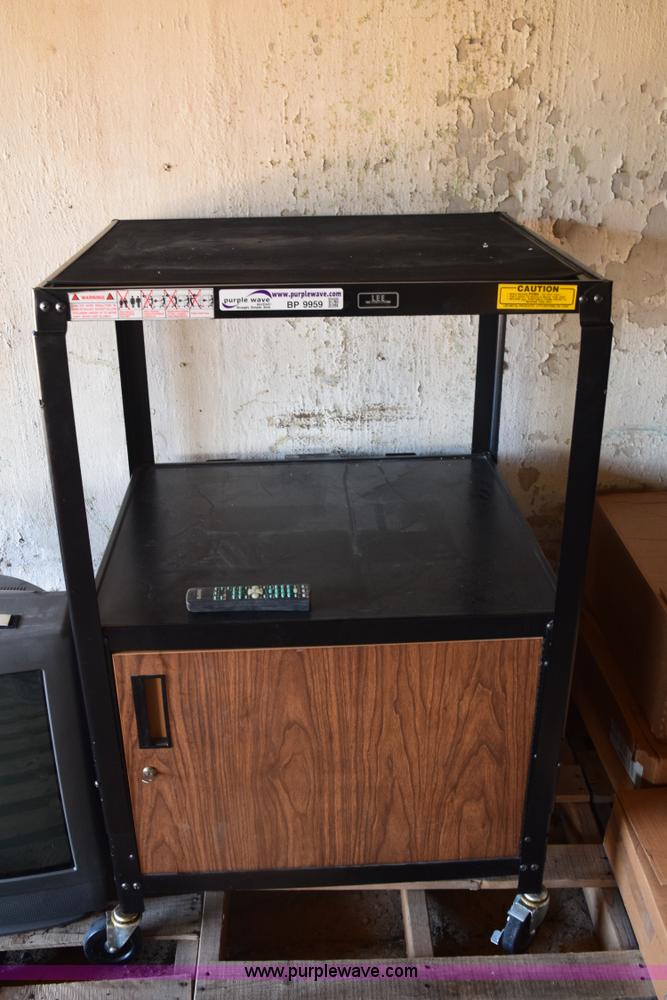 image for item BP9959 Sanyo 27" television