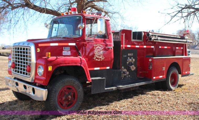 image for item H1430 1977 Ford F700 fire truck