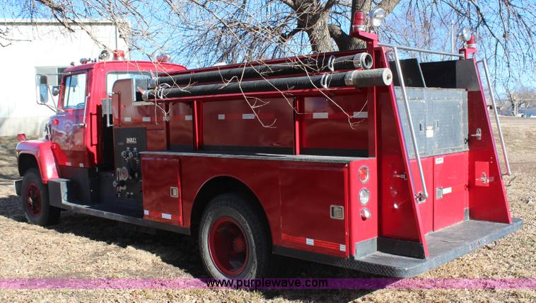 image for item H1430 1977 Ford F700 fire truck