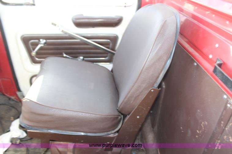 image for item H1430 1977 Ford F700 fire truck