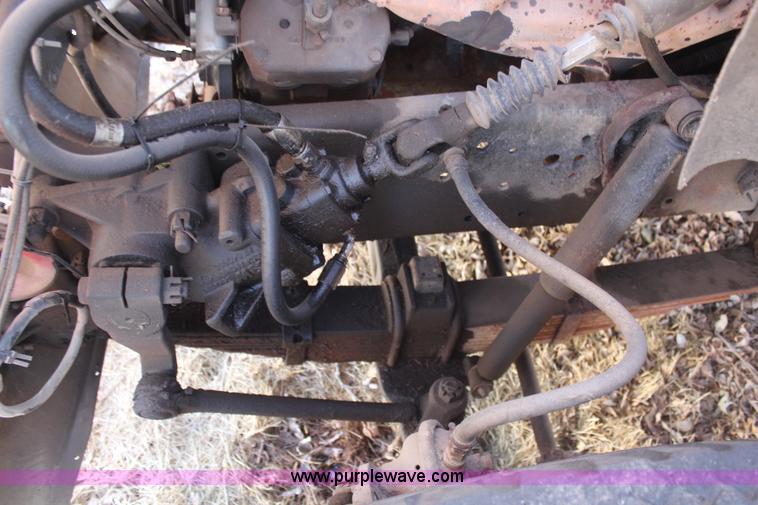 image for item H1430 1977 Ford F700 fire truck