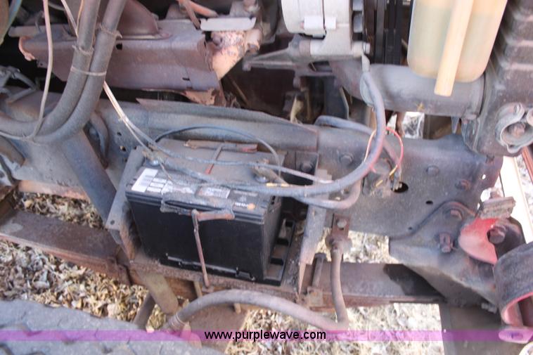 image for item H1430 1977 Ford F700 fire truck