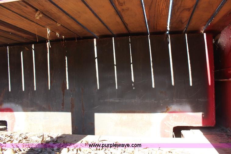 image for item H1430 1977 Ford F700 fire truck