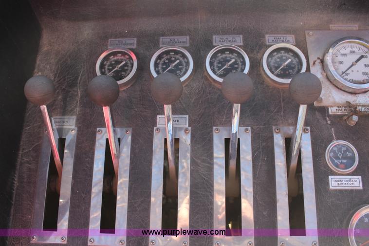 image for item H1430 1977 Ford F700 fire truck