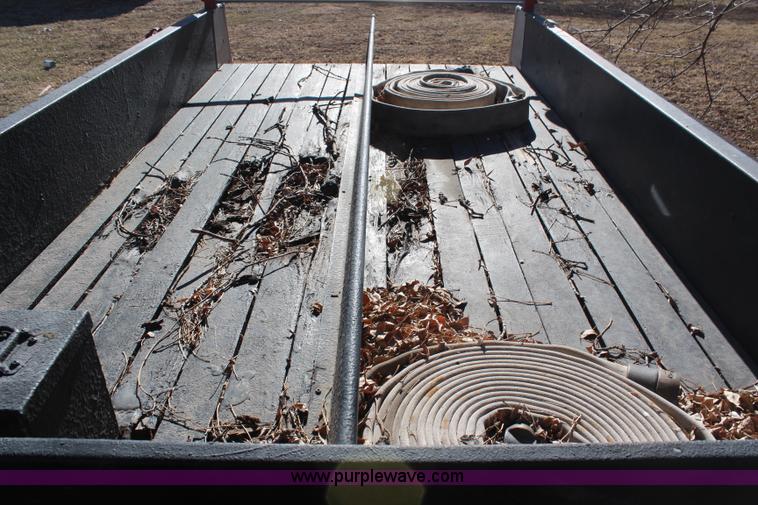 image for item H1430 1977 Ford F700 fire truck