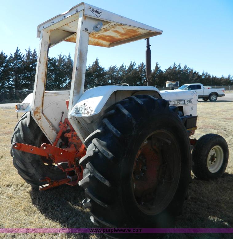 image for item H2269 David Brown 995 tractor