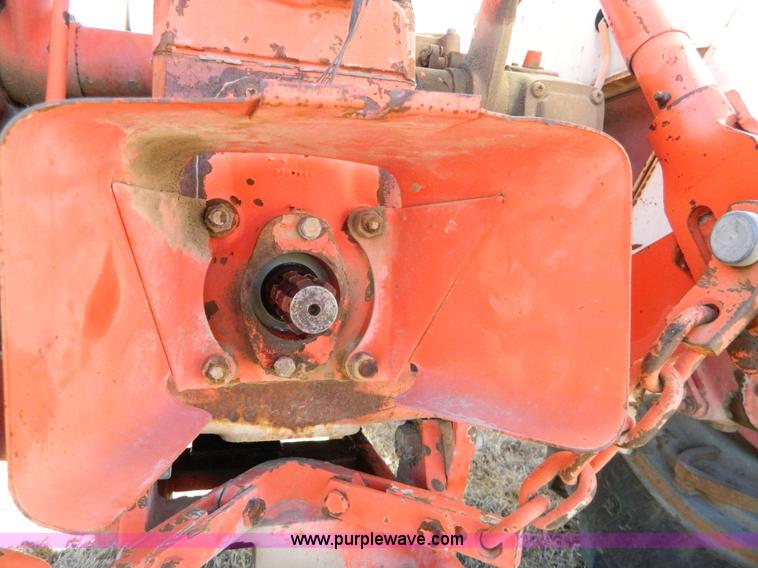 image for item H2269 David Brown 995 tractor