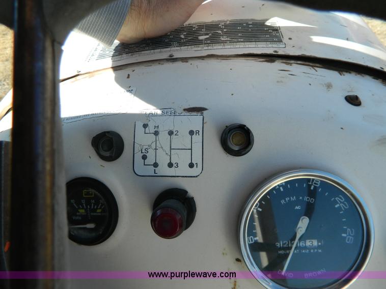 image for item H2269 David Brown 995 tractor