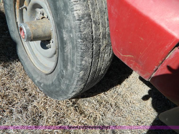 image for item H2270 1971 Ford F250 pickup truck cab and chassis