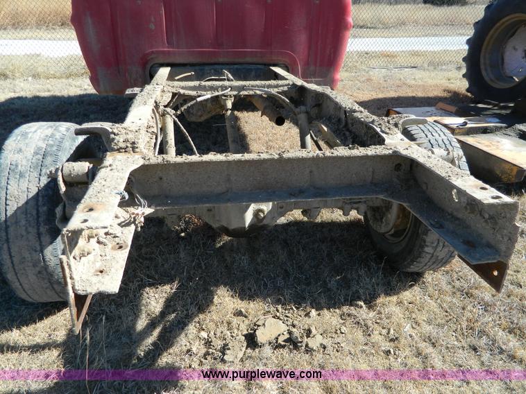 image for item H2270 1971 Ford F250 pickup truck cab and chassis