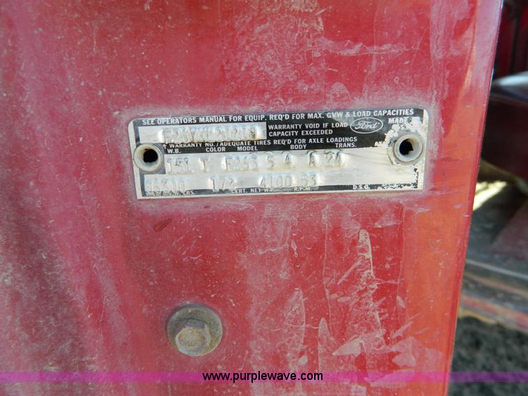 image for item H2270 1971 Ford F250 pickup truck cab and chassis