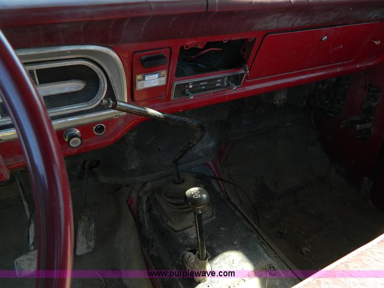 image for item H2270 1971 Ford F250 pickup truck cab and chassis