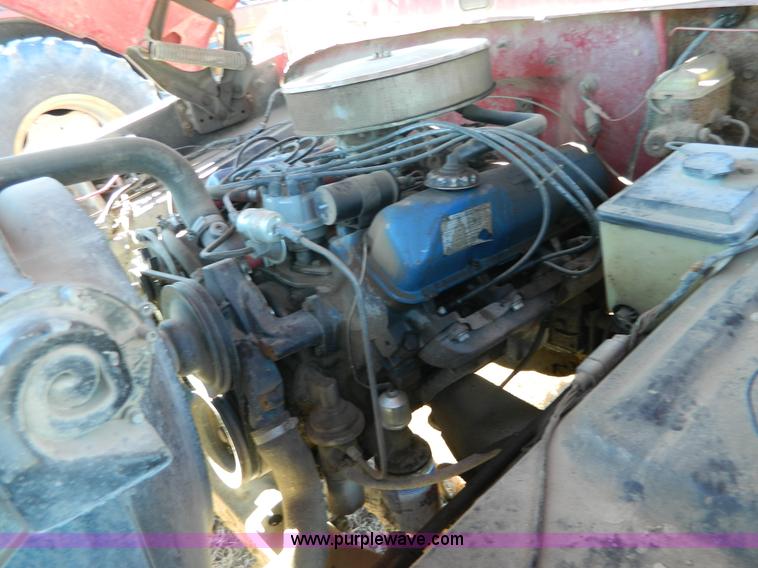 image for item H2270 1971 Ford F250 pickup truck cab and chassis