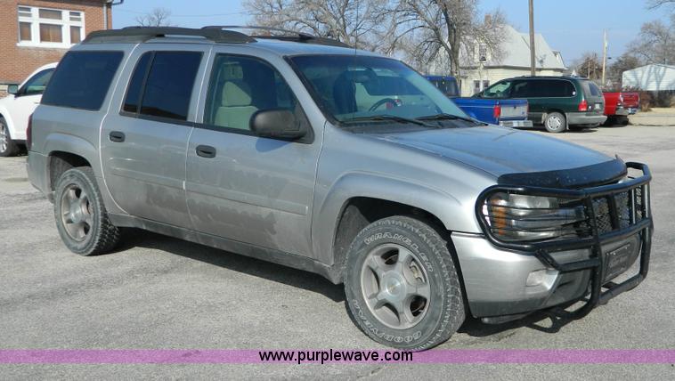 image for item H2271 2006 Chevrolet TrailBlazer EXT SUV